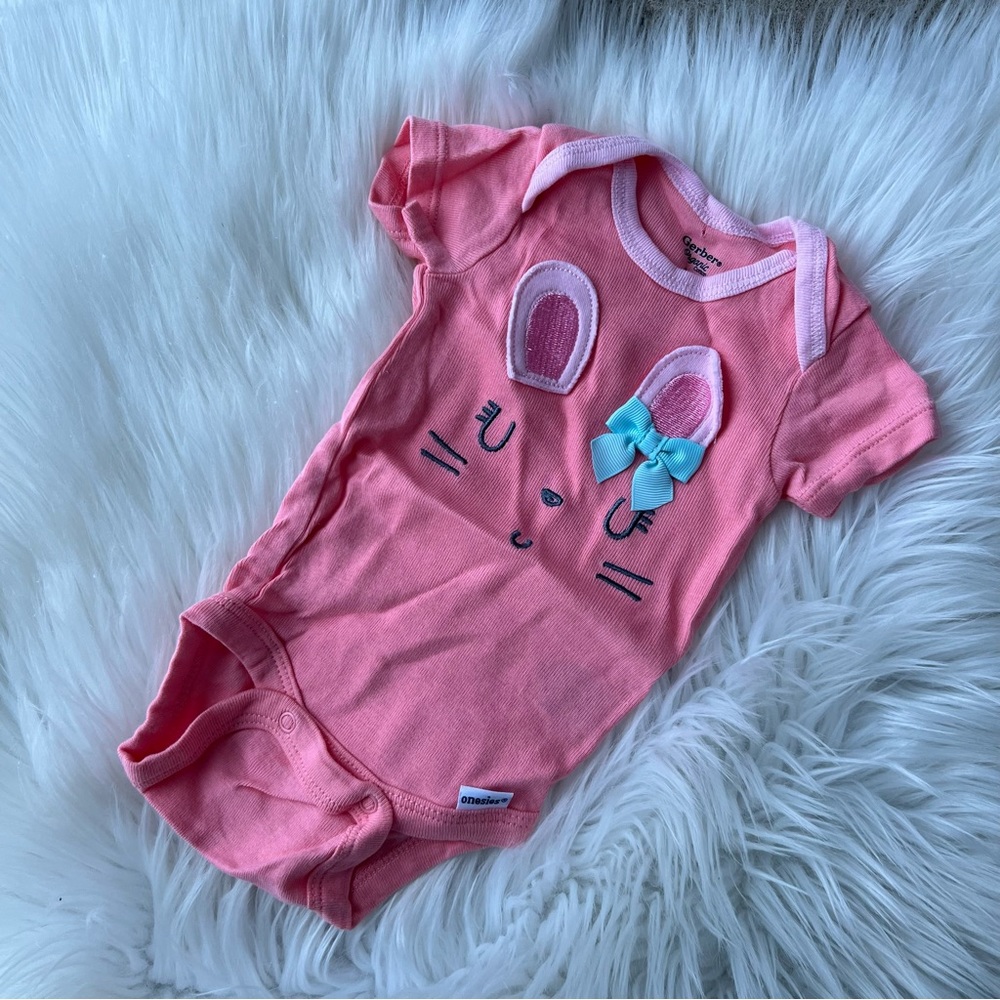 Gerber Organic Cotton Pink Short Sleeve Button Button Graphic Onesie